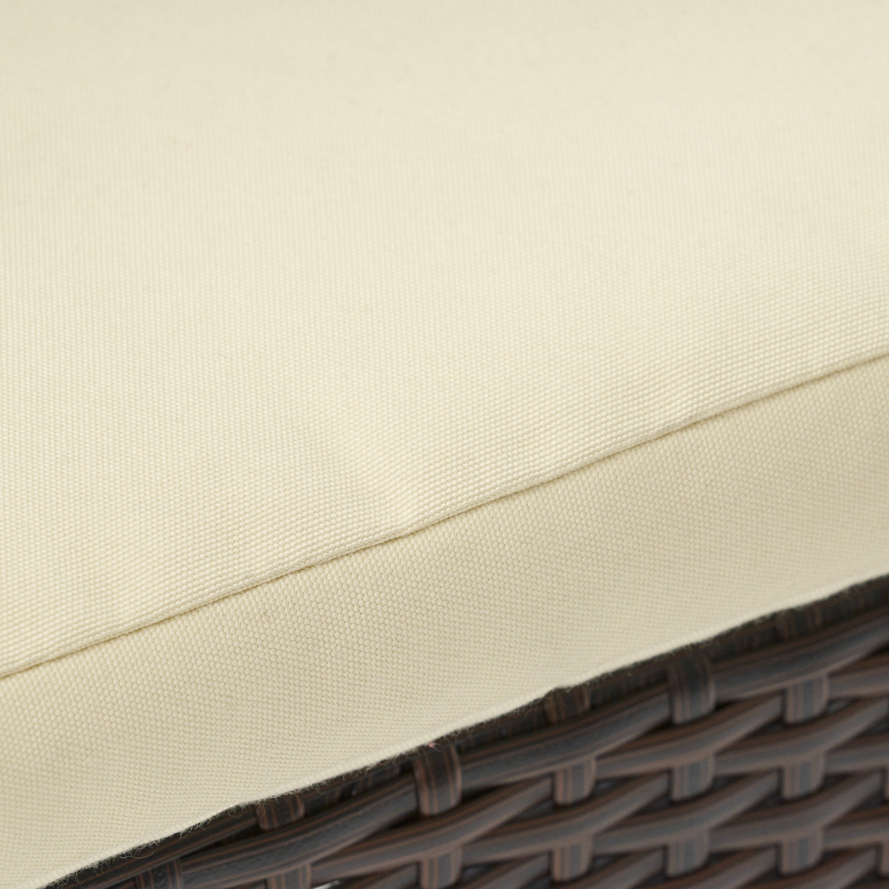 Ensemble de salle à manger extensible Davenport Outdoor 9 pièces en bois et osier par Christopher Knight Home