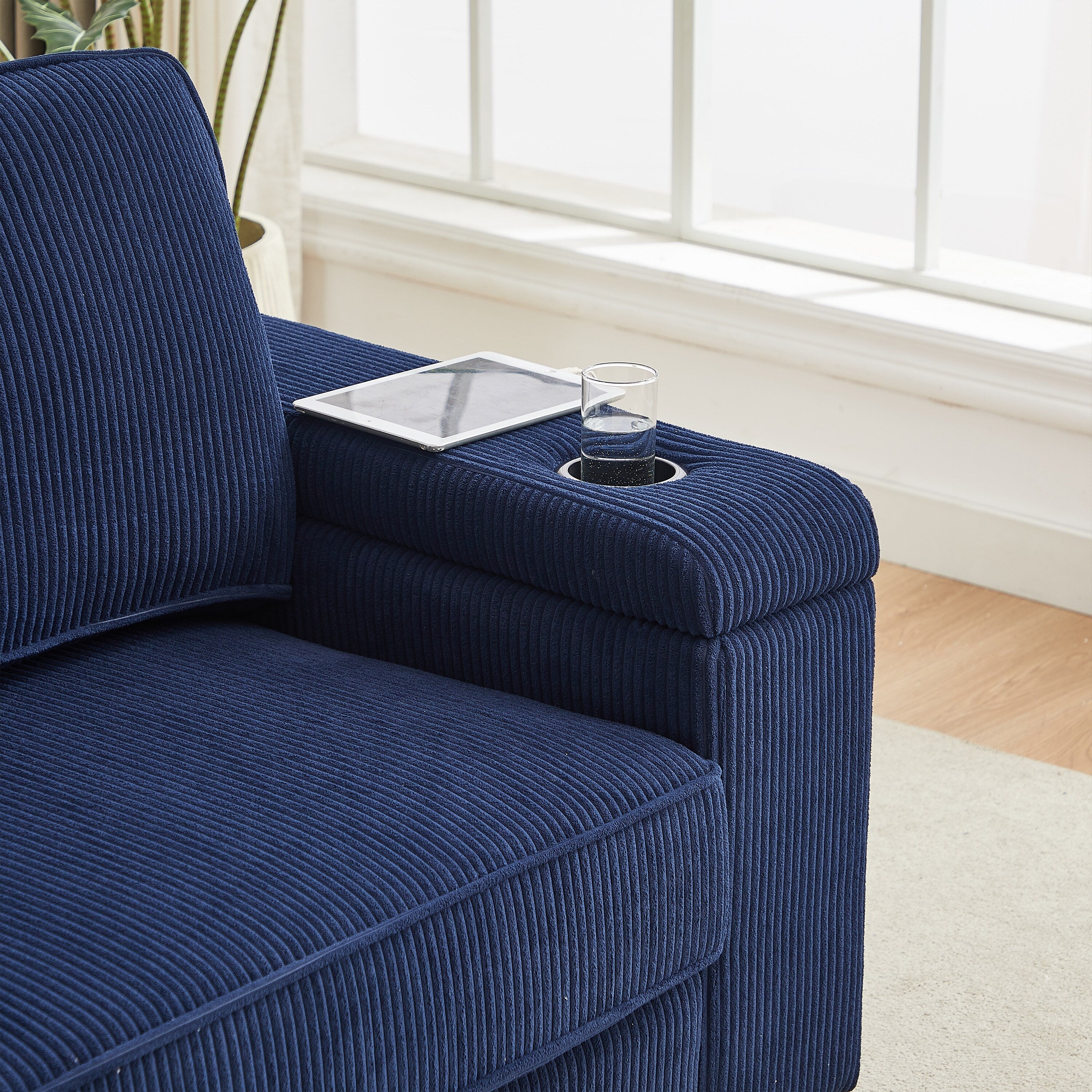 Canapé 86,5 places à assise profonde avec rangement, chargement USB et porte-gobelets - Canapé confortable en velours côtelé