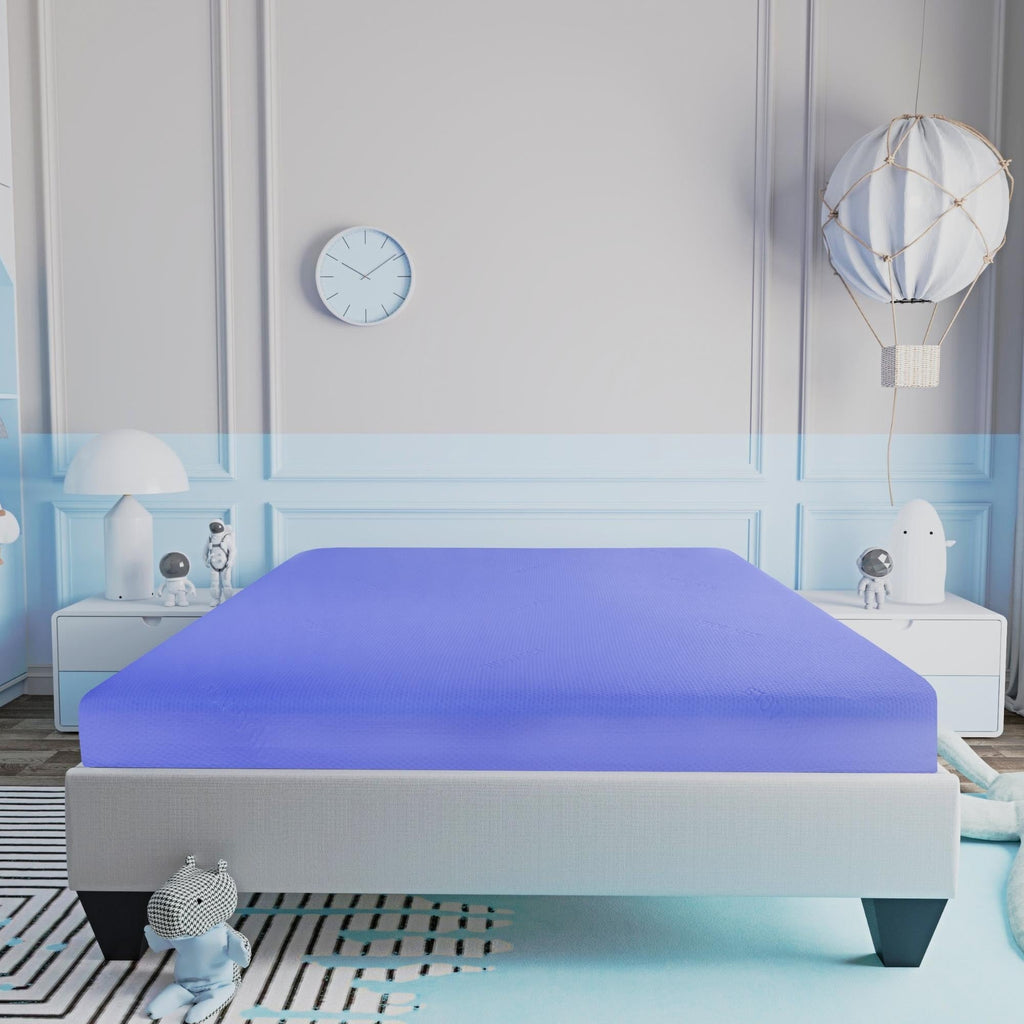 Matelas en mousse à mémoire de forme ferme Doze de 6 po avec housse en aloe vera