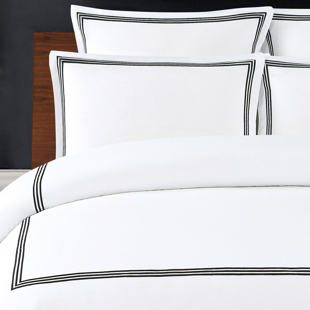 Ensemble housse de couette 3 pièces Echelon Home Three Line Hotel Collection