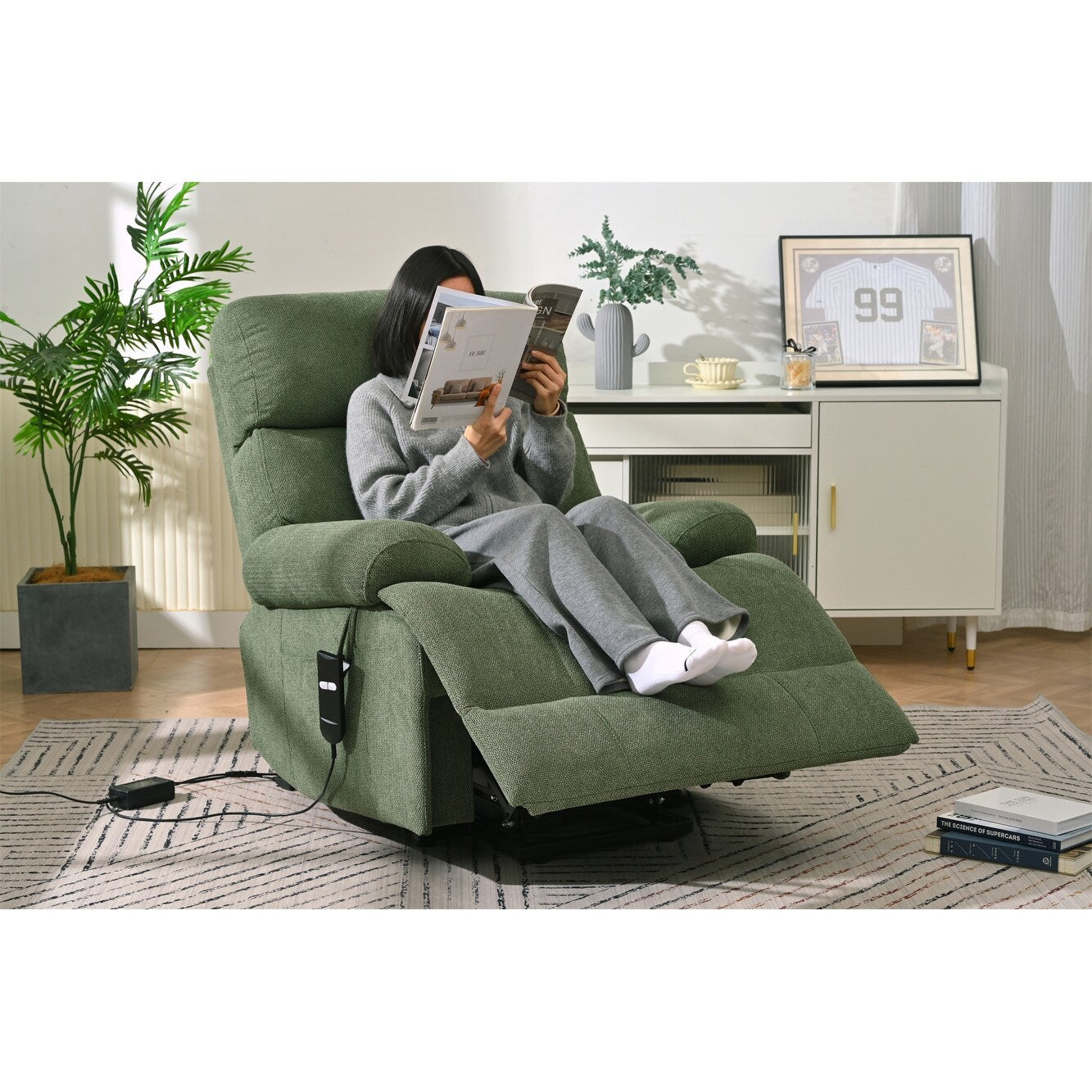 Fauteuil inclinable électrique pour personnes âgées avec télécommande, poche latérale, support ergonomique et siège spacieux