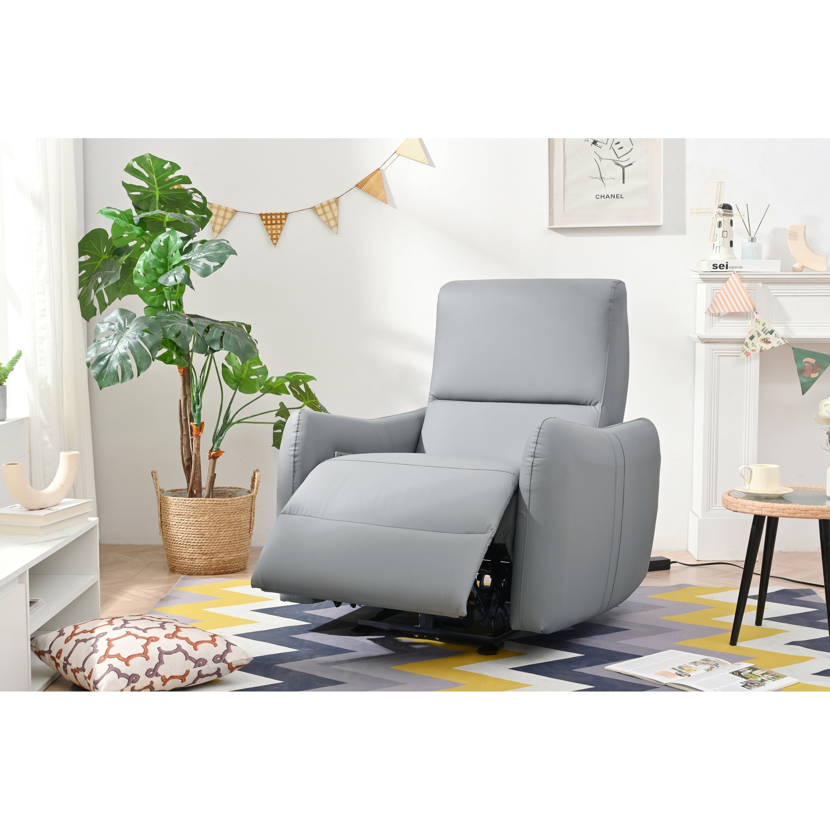 Fauteuil inclinable électrique en cuir synthétique avec ports USB et Type-C, capacité de charge de 150 kg, confortable pour les petits espaces