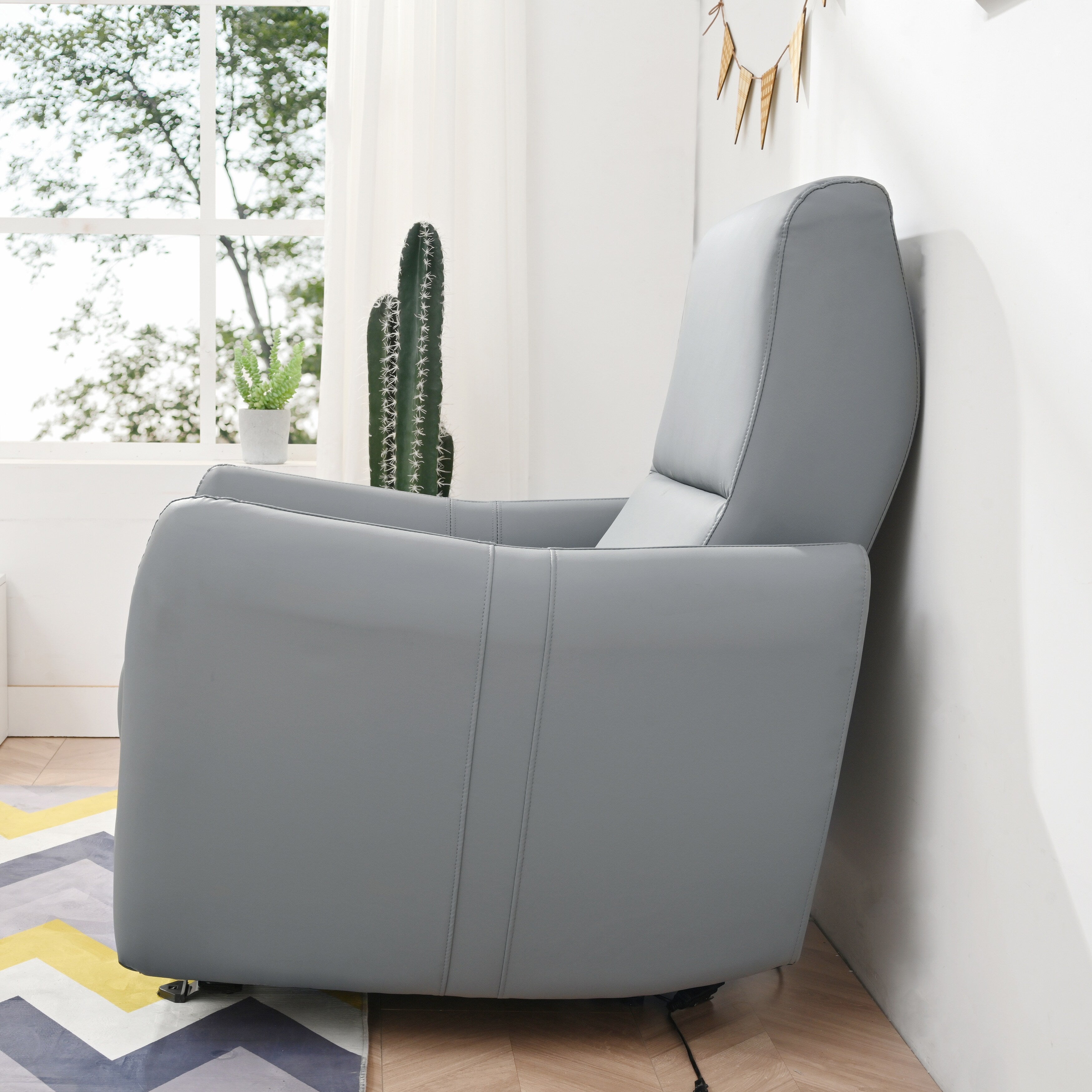 Fauteuil inclinable électrique en cuir synthétique avec ports USB et Type-C, capacité de charge de 150 kg, confortable pour les petits espaces