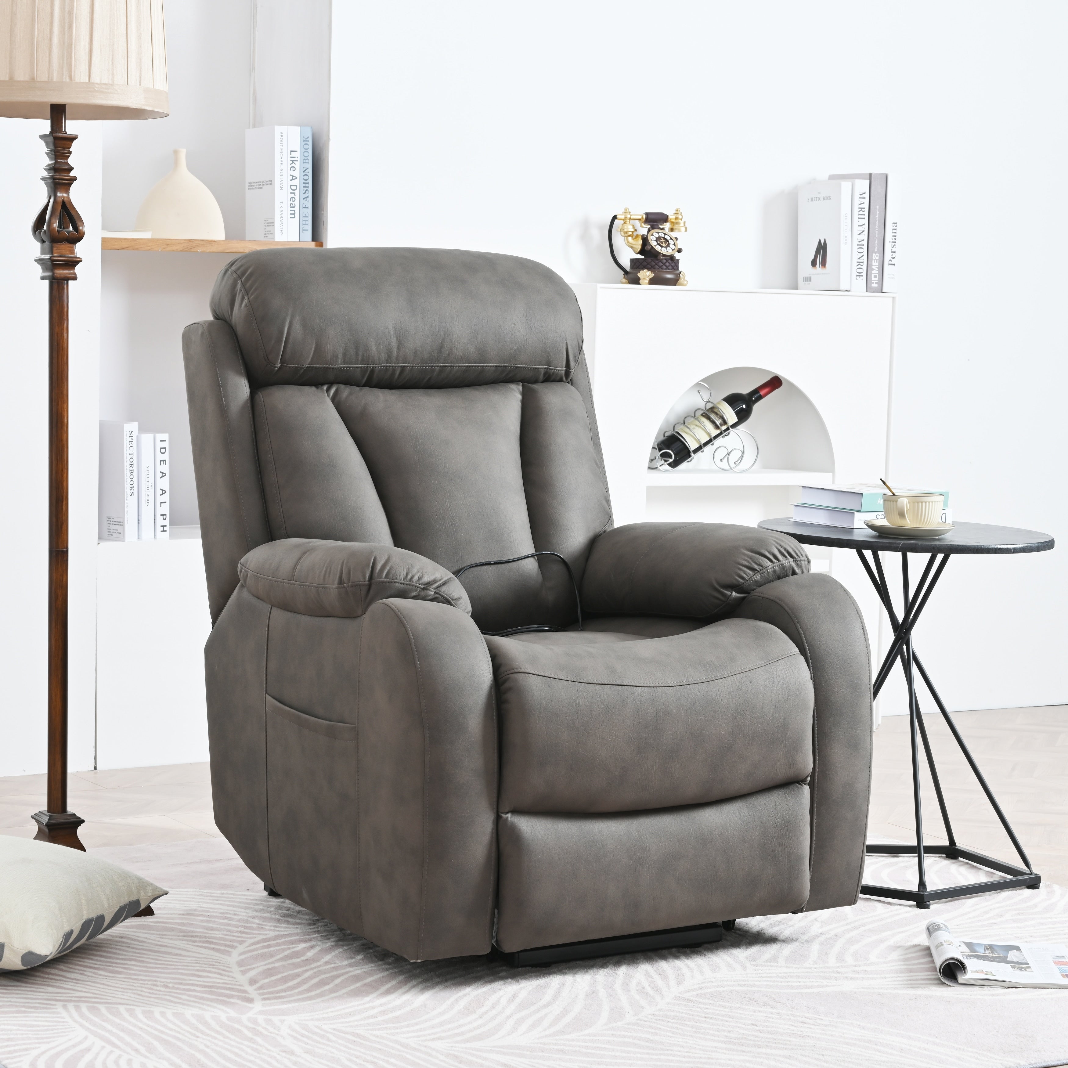 Fauteuil inclinable électrique en tissu avec télécommande, coussins rembourrés, poche de rangement latérale et cadre robuste et durable pour personnes âgées
