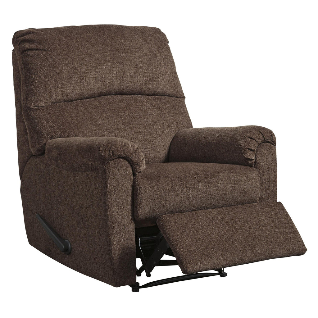 Fauteuil inclinable Zero Wall en tissu avec accoudoirs coussinés, marron