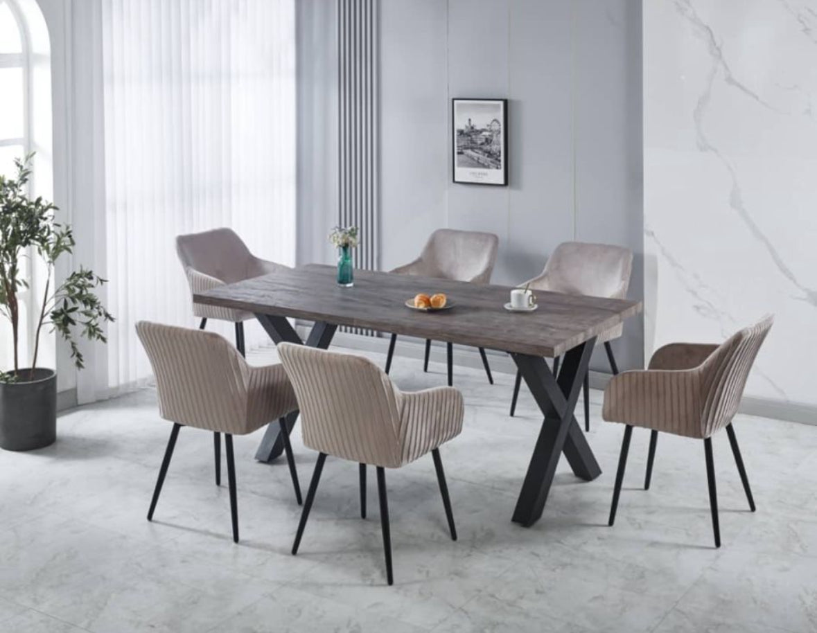 Table Austin 1.8 et 6 chaises