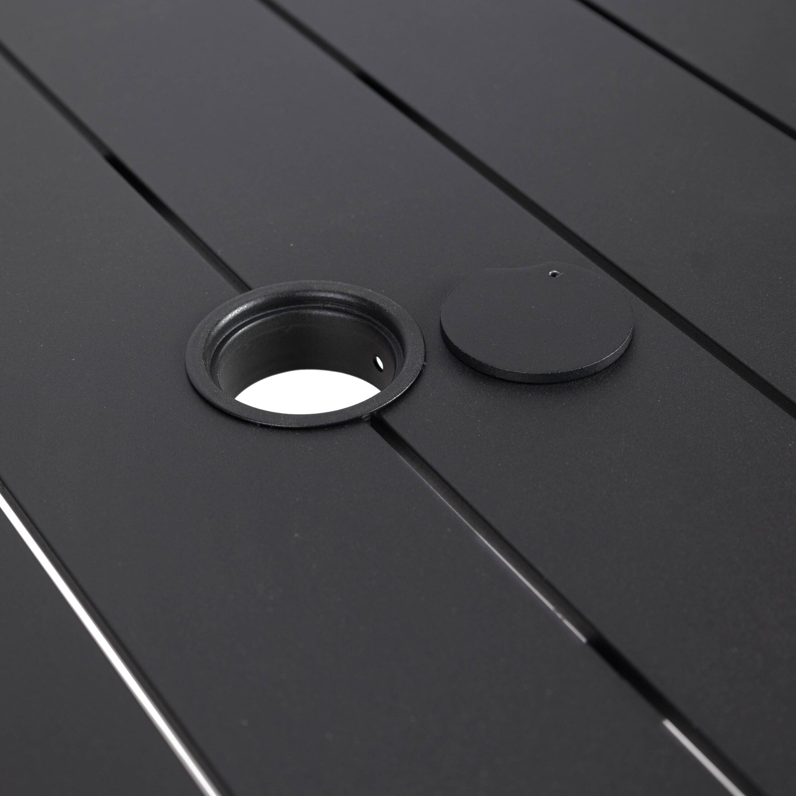 Ensemble de salle à manger d'extérieur 9 pièces en aluminium noir, série Chelsea par LeisureMod