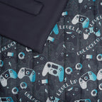 Parure de lit en microfibre gris foncé/bleu ALEX + BELLA Next Level