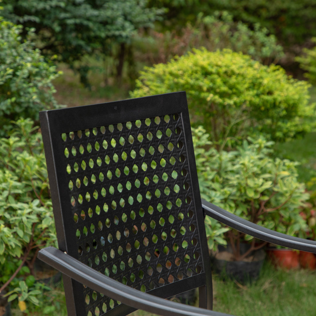 Ensemble de salle à manger de patio 7 pièces avec revêtement en métal E-coating, comprenant 6 chaises à dossier amélioré et une table en métal avec trou pour parasol