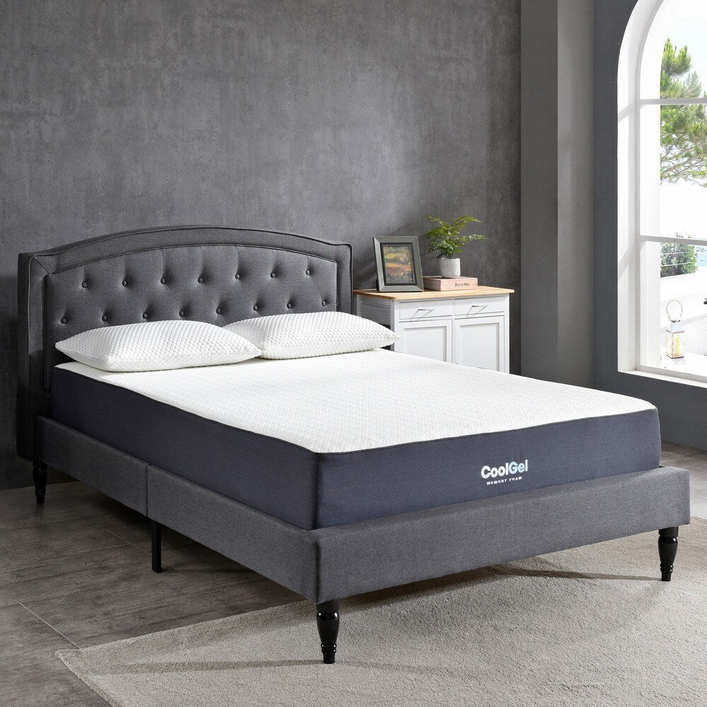 Matelas en mousse à mémoire de forme ventilée Cool Gel de 10,5 pouces de Classic Brands