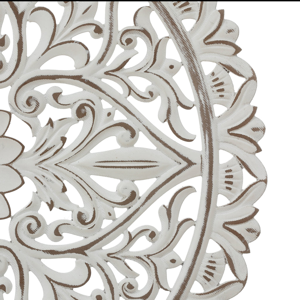Décoration murale ronde en bois blanc vieilli avec mandala floral (31,5 po)